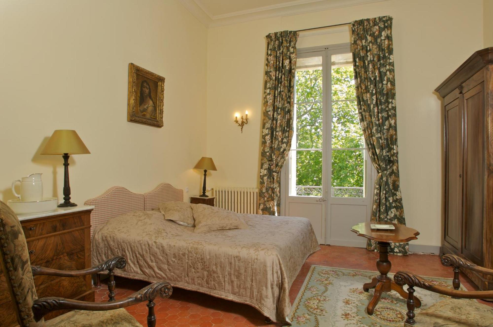Chateau Juvenal Hotel Saint-Hippolyte-le-Graveyron Exterior photo