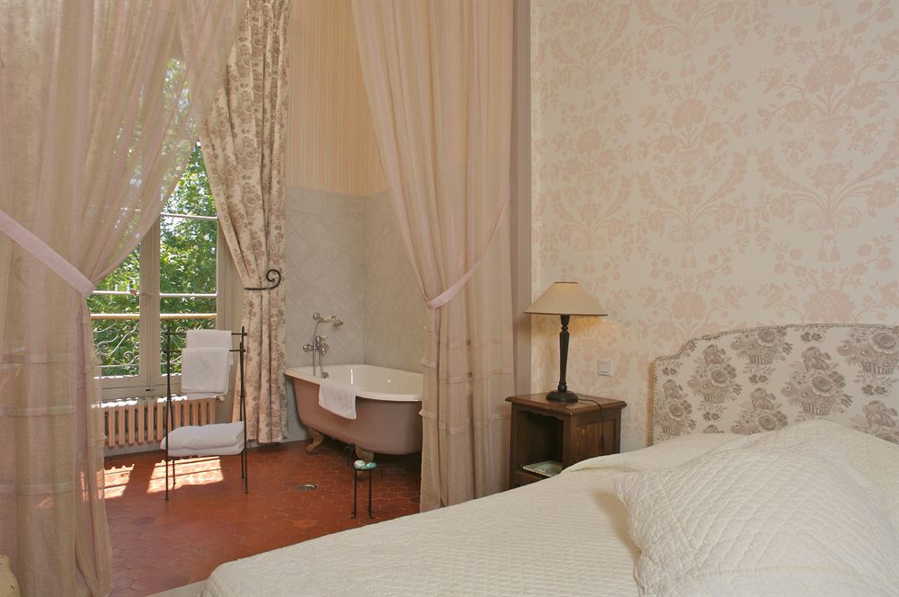 Chateau Juvenal Hotel Saint-Hippolyte-le-Graveyron Exterior photo