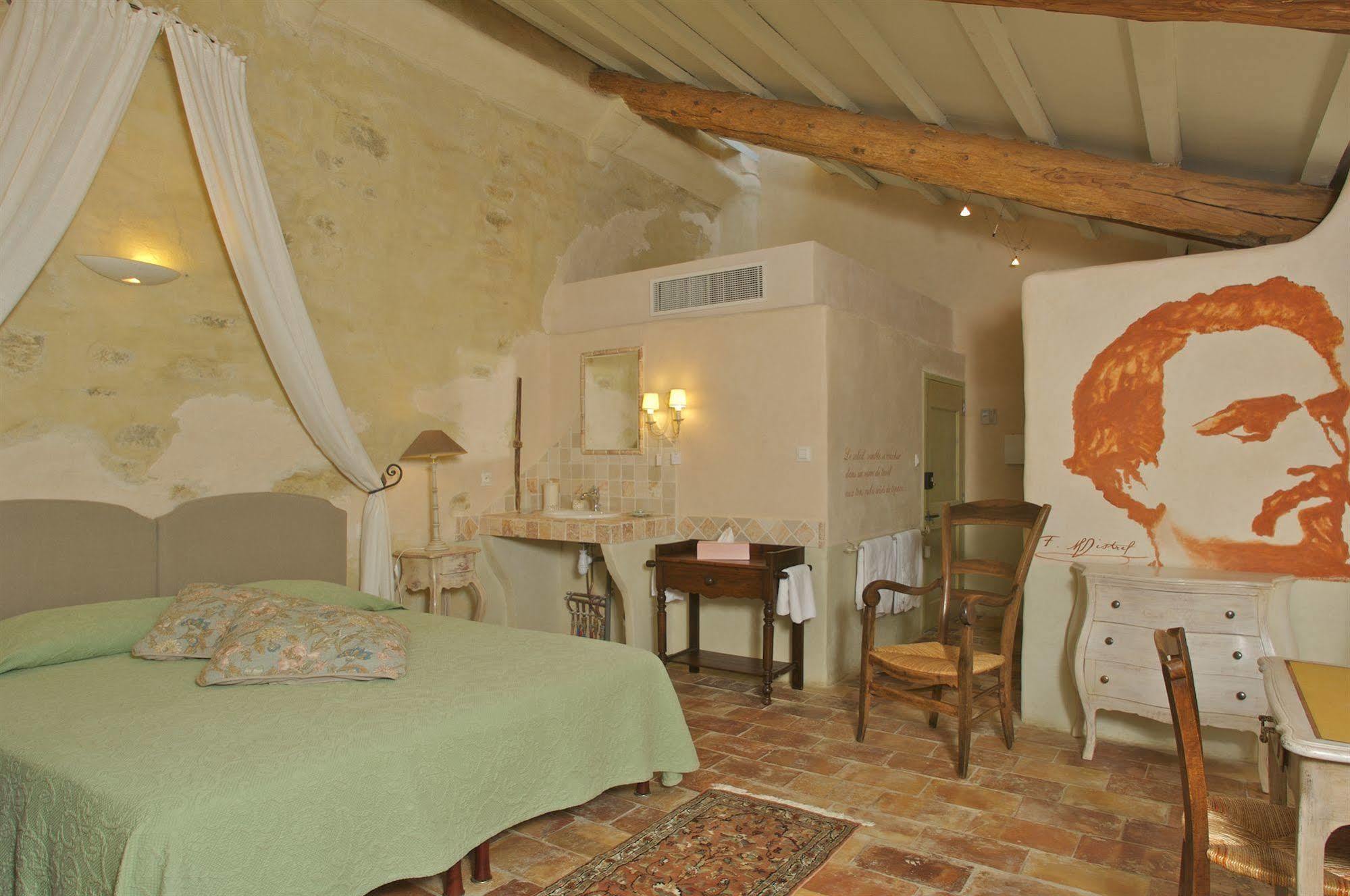 Chateau Juvenal Hotel Saint-Hippolyte-le-Graveyron Exterior photo